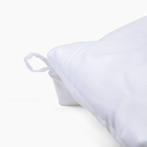 A detailed view of the side loops on the Avec down alternative duvet insert